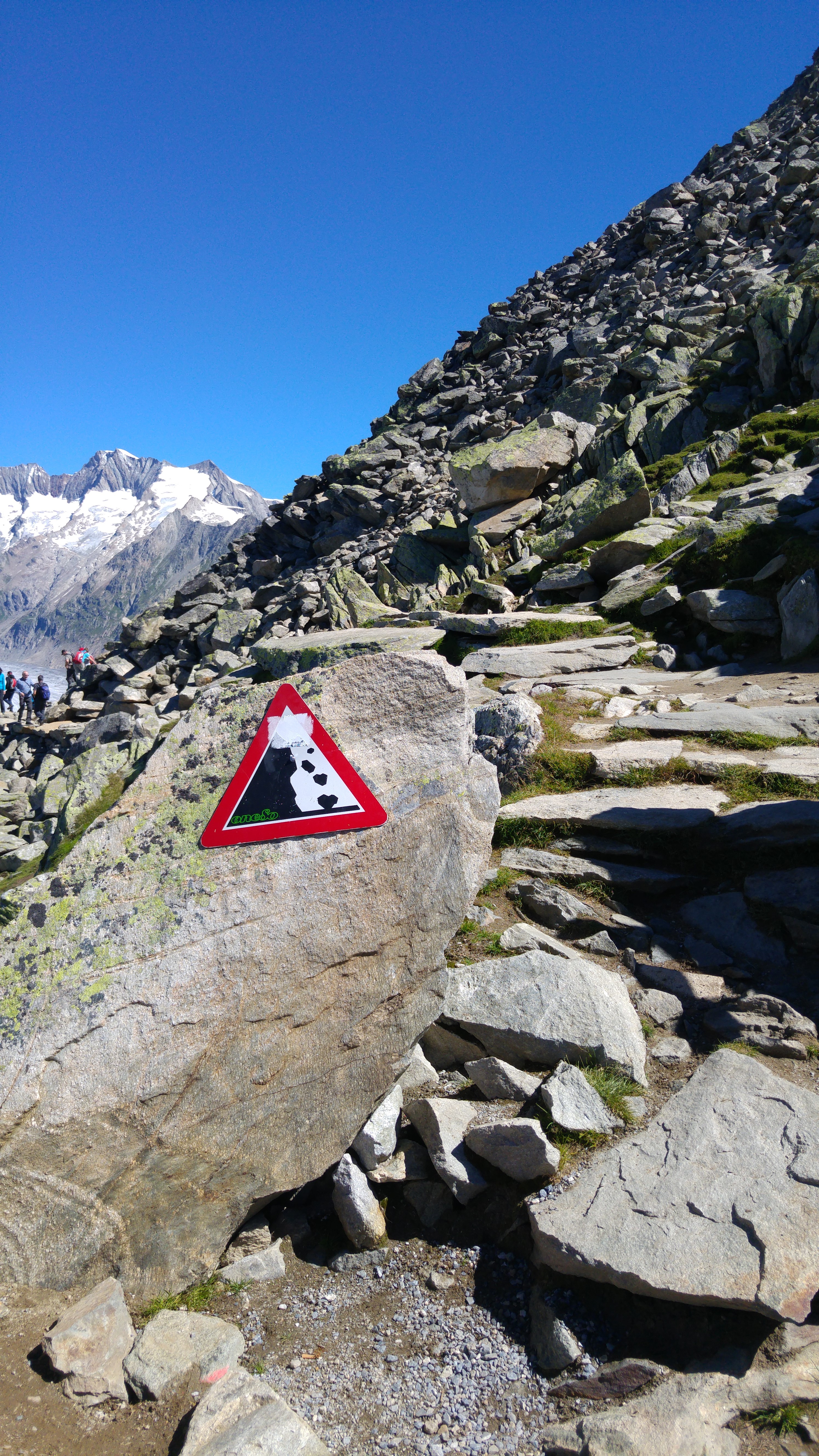 aletsch9 tie pitka ja kivinen