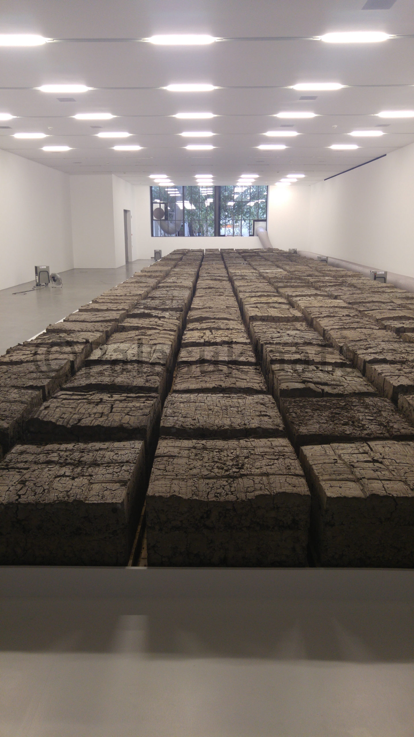 manifesta-4-zurich-load