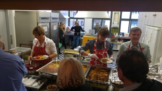 joulutori-tiimi-ruoka