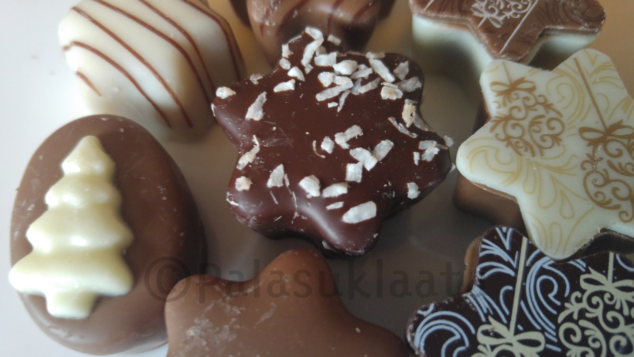 konvehdit-lahis-kookos-keskella