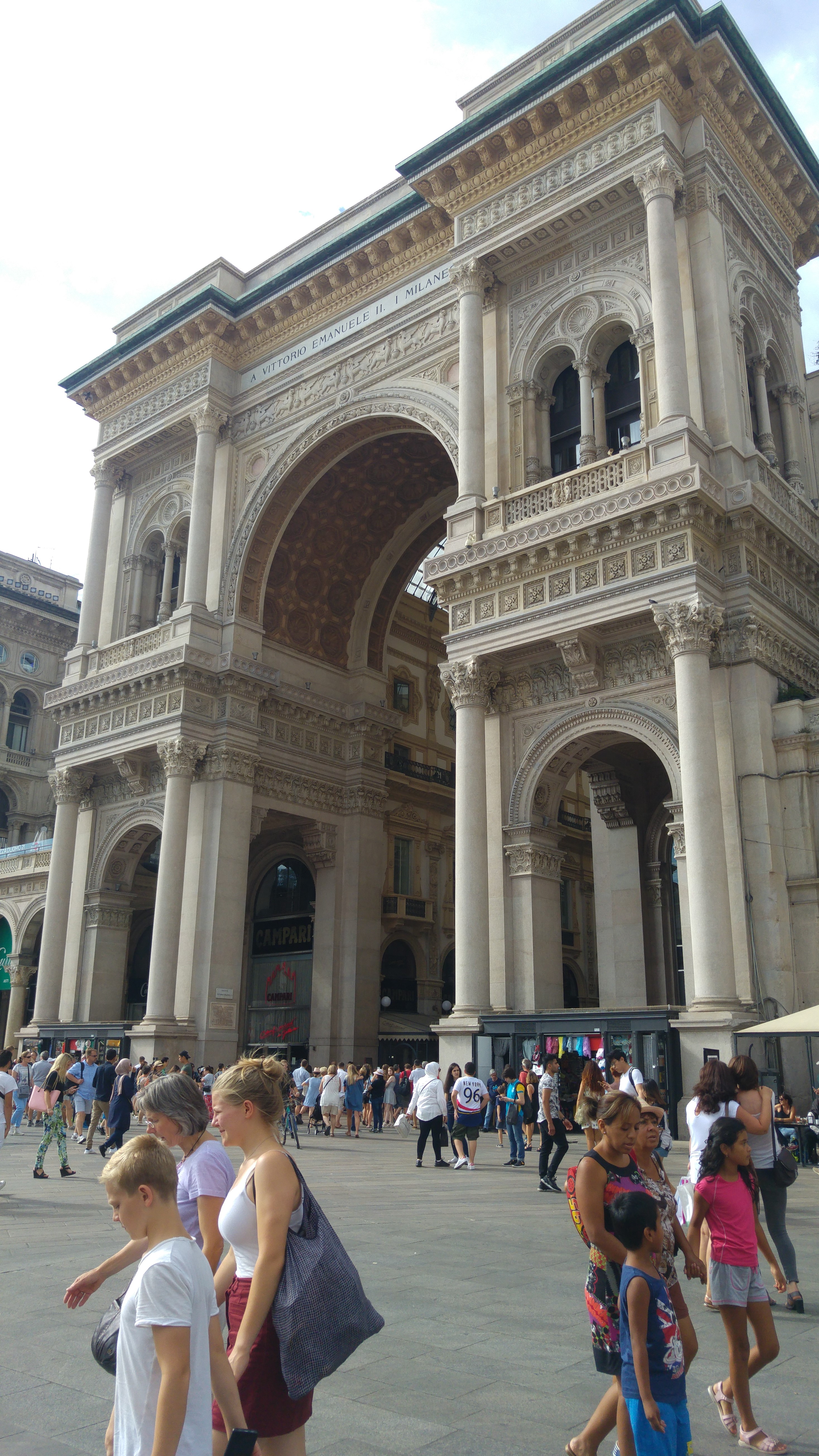 3 milano arco duomo aukio