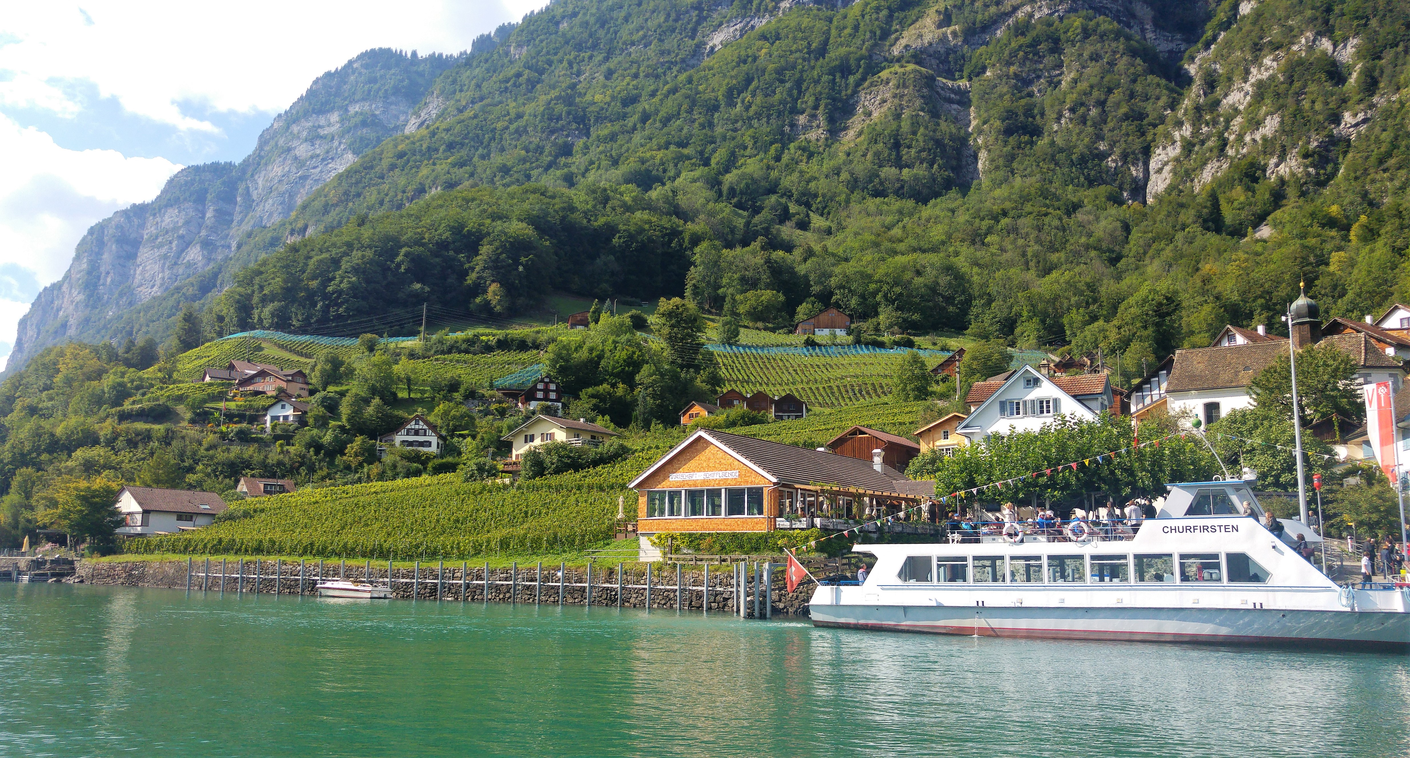 riviera 20 laiva ja kylä