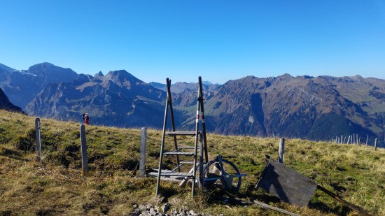 walenpfad 9 portaat yli piikkilangan