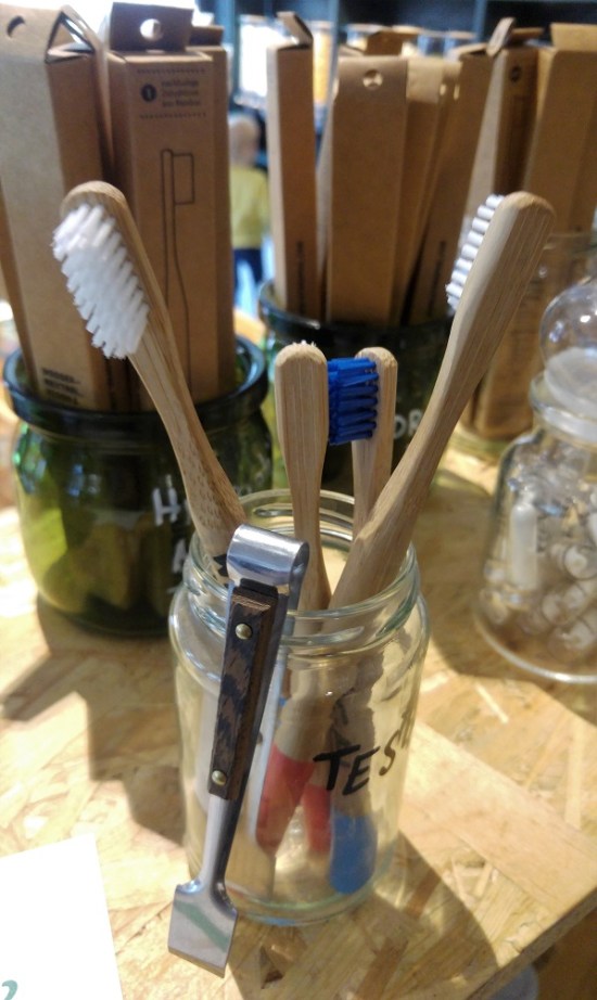 foifi 8 hammasharjat o