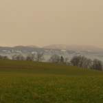 Saharapölyssä kevään läpi talveen ja&nbsp;takaisin